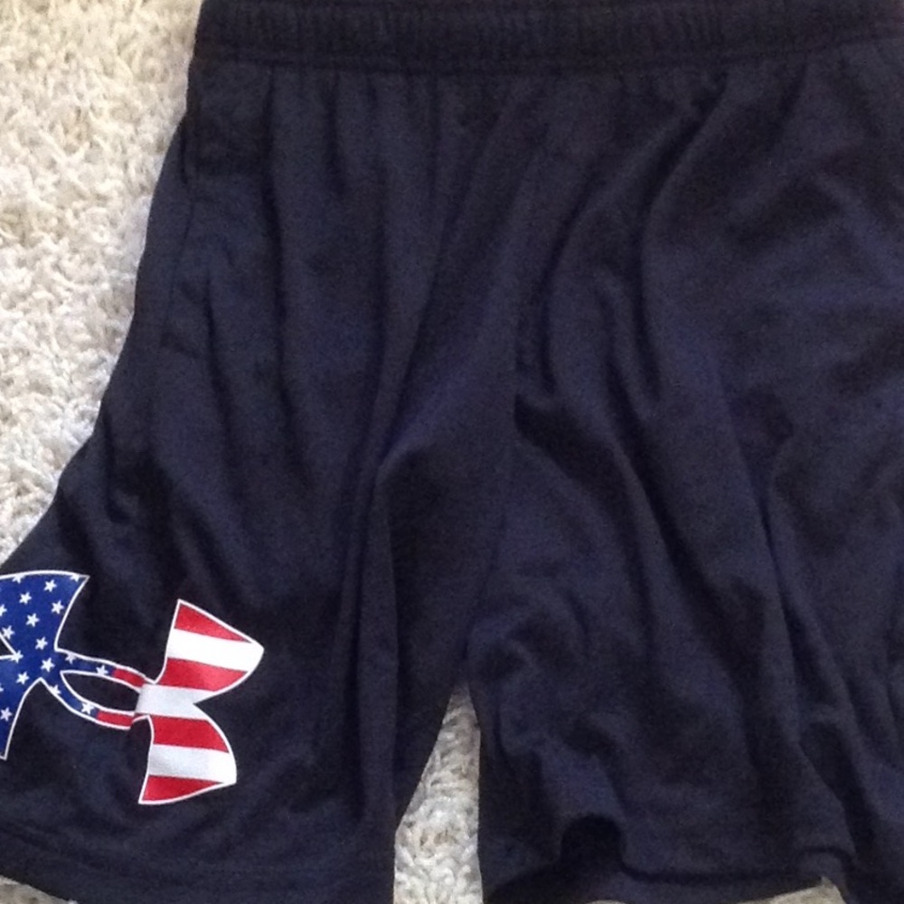 Boys under Armour shorts